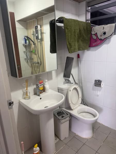 445A Bukit Batok West Avenue 8, 445A Bukit Batok West Avenue 8, Room Rental, 100 sqft, HDB Flat For Rent, by Carolyn Ng, 500151396 - PropertyGuru.com.sg