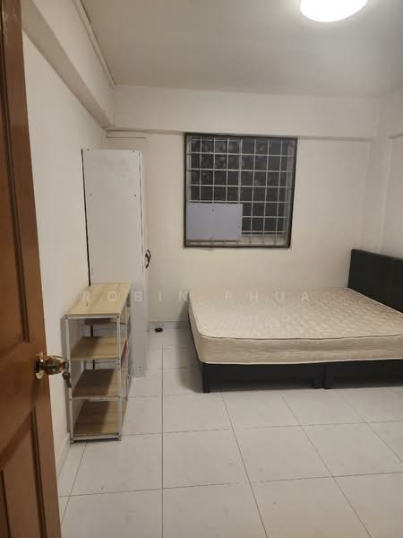 177 Ang Mo Kio Avenue 4, 177 Ang Mo Kio Avenue 4, 3 Bedrooms, 991 sqft, HDB Flat For Rent, by Robin Phua, 500151397 - Bedroom - PropertyGuru.com.sg