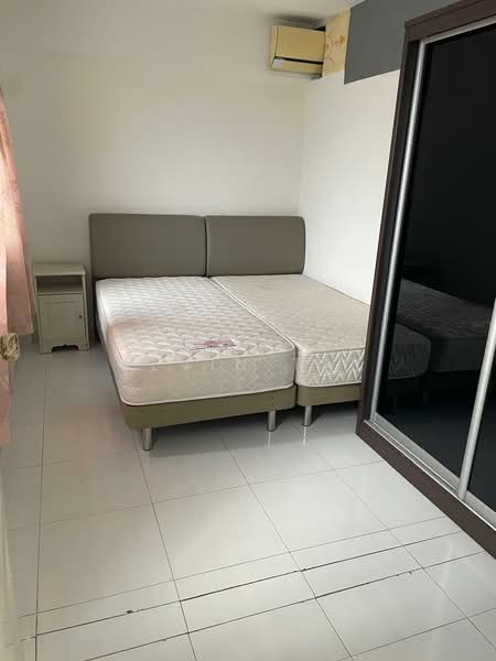333 Clementi Avenue 2, 333 Clementi Avenue 2, 4 Bedrooms, 990 sqft, HDB Flat For Rent, by Alvin Tay, 500151401 - Bedroom - PropertyGuru.com.sg