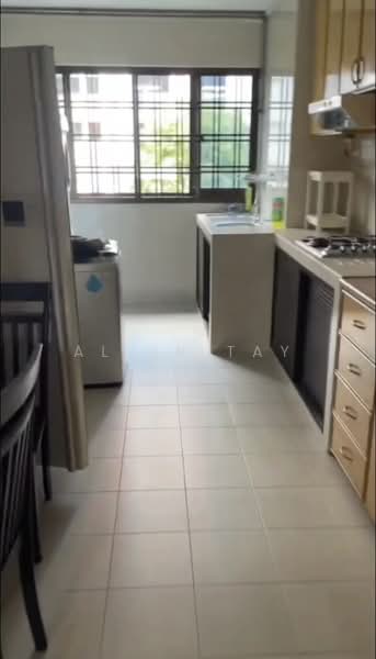 333 Clementi Avenue 2, 333 Clementi Avenue 2, 4 Bedrooms, 990 sqft, HDB Flat For Rent, by Alvin Tay, 500151401 - Kitchen - PropertyGuru.com.sg