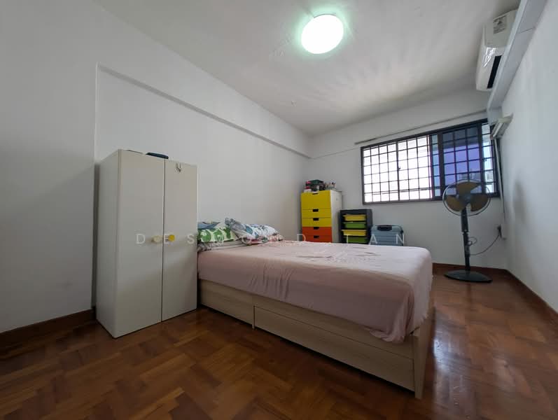 93 Bedok North Avenue 4, 93 Bedok North Avenue 4, Room Rental, 200 sqft, HDB Flat For Rent, by Desmond Tan, 500151402 - Bedroom - PropertyGuru.com.sg