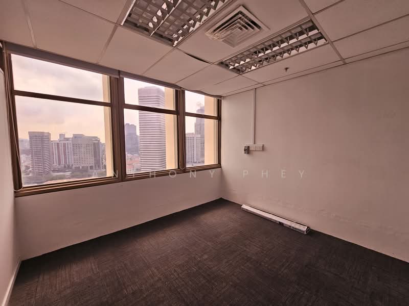 Peninsula Plaza, 111 North Bridge Road, 1,486 sqft, Office For Rent, by Anthony Phey, 500151403 - View - CommercialGuru.com.sg