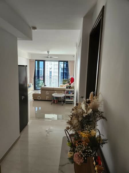 The Florence Residences, 89 Hougang Avenue 2, 4 Bedrooms, 1,283 sqft, Condominium For Sale, by SALLY, 500151407 - Living Room - PropertyGuru.com.sg