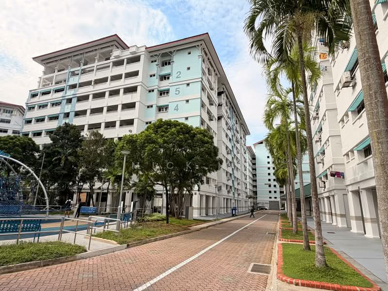 254 Pasir Ris Street 21, 254 Pasir Ris Street 21, 4 Bedrooms, 1,722 sqft, HDB Flat For Sale, by Mick Ho, 500151415 - Exterior - PropertyGuru.com.sg