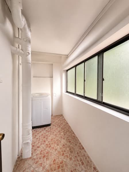353 Kang Ching Road, 353 Kang Ching Road, 3 Bedrooms, 1,087 sqft, HDB Flat For Sale, by Haziq Irwan, 500151417 - Service Yard - PropertyGuru.com.sg