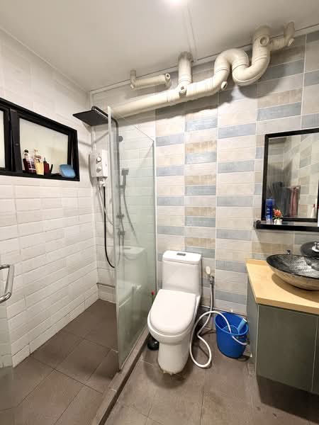 353 Kang Ching Road, 353 Kang Ching Road, 3 Bedrooms, 1,087 sqft, HDB Flat For Sale, by Haziq Irwan, 500151417 - Bathroom - PropertyGuru.com.sg
