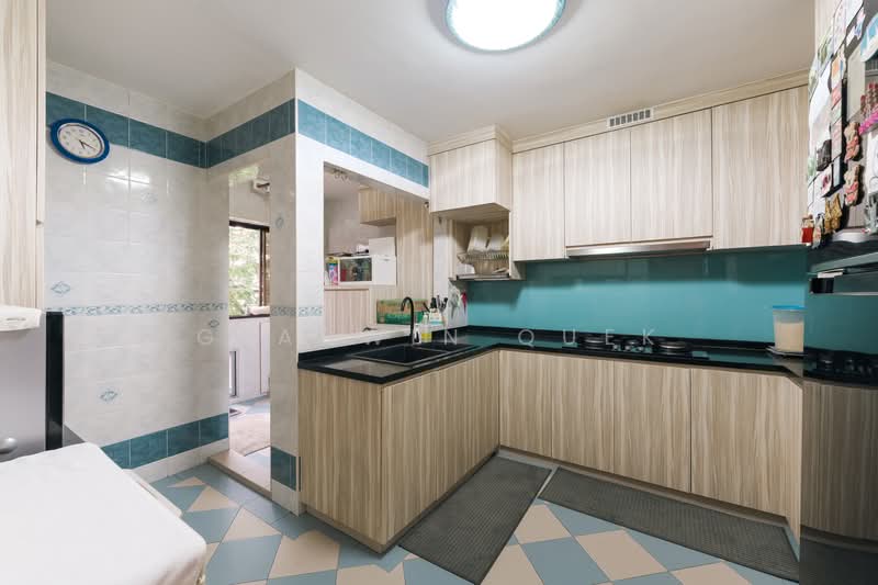561 Choa Chu Kang North 6, 561 Choa Chu Kang North 6, 3 Bedrooms, 1,603 sqft, HDB Flat For Sale, by Gladwin Quek, 500151432 - Kitchen - PropertyGuru.com.sg