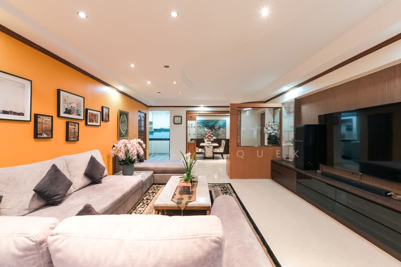 561 Choa Chu Kang North 6, 561 Choa Chu Kang North 6, 3 Bedrooms, 1,603 sqft, HDB Flat For Sale, by Gladwin Quek, 500151432 - Living Room - PropertyGuru.com.sg