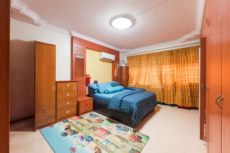 561 Choa Chu Kang North 6, 561 Choa Chu Kang North 6, 3 Bedrooms, 1,603 sqft, HDB Flat For Sale, by Gladwin Quek, 500151432 - Bedroom - PropertyGuru.com.sg