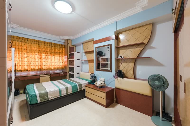 561 Choa Chu Kang North 6, 561 Choa Chu Kang North 6, 3 Bedrooms, 1,603 sqft, HDB Flat For Sale, by Gladwin Quek, 500151432 - Bedroom - PropertyGuru.com.sg
