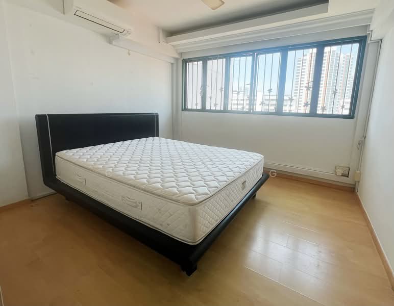 354 Bukit Batok Street 31, 354 Bukit Batok Street 31, 4 Bedrooms, 1,507 sqft, HDB Flat For Sale, by Clyde Wang, 500151435 - Common Bedroom - PropertyGuru.com.sg