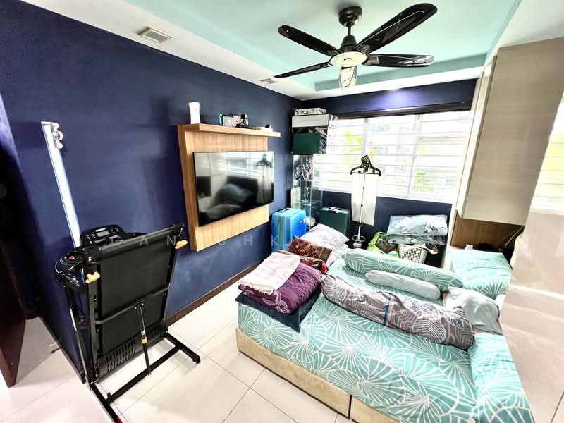 256D Sumang Walk, 256D Sumang Walk, 3 Bedrooms, 1,001 sqft, HDB Flat For Sale, by GANESHKUMAR K, 500151437 - Bedroom - PropertyGuru.com.sg