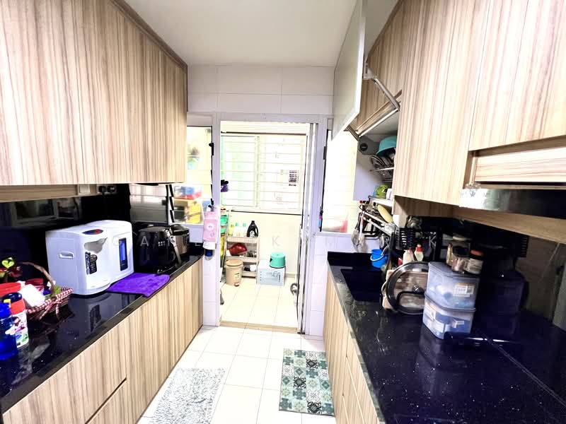 256D Sumang Walk, 256D Sumang Walk, 3 Bedrooms, 1,001 sqft, HDB Flat For Sale, by GANESHKUMAR K, 500151437 - Kitchen - PropertyGuru.com.sg