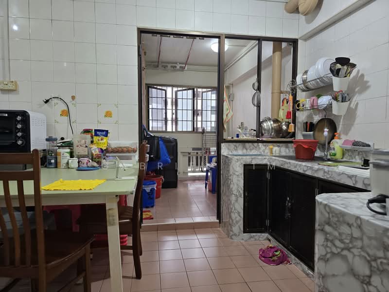 290F Bukit Batok Street 24, 290F Bukit Batok Street 24, 3 Bedrooms, 1,108 sqft, HDB Flat For Sale, by Gabriel Lim, 500151439 - Kitchen - PropertyGuru.com.sg