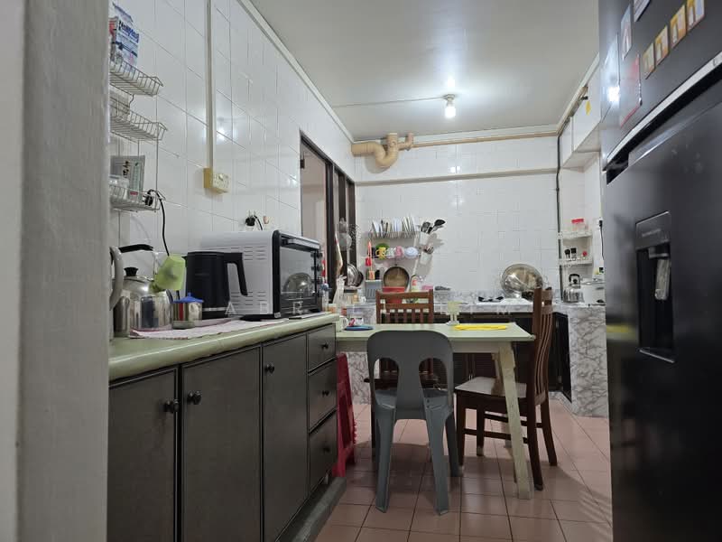 290F Bukit Batok Street 24, 290F Bukit Batok Street 24, 3 Bedrooms, 1,108 sqft, HDB Flat For Sale, by Gabriel Lim, 500151439 - Kitchen - PropertyGuru.com.sg