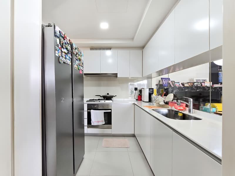 The Lakefront Residences, 48 Lakeside Drive, 3 Bedrooms, 1,216 sqft, Condominium For Sale, by Zhi Wei Tan, 500151465 - Kitchen - PropertyGuru.com.sg