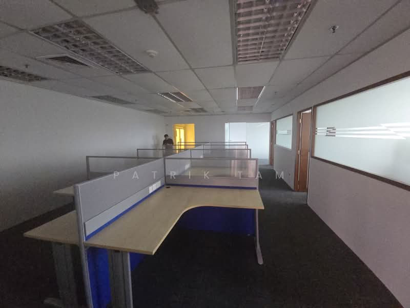 Peninsula Plaza, 111 North Bridge Road, 1,486 sqft, Office For Rent, by Patrik Tam, 500151471 - CommercialGuru.com.sg
