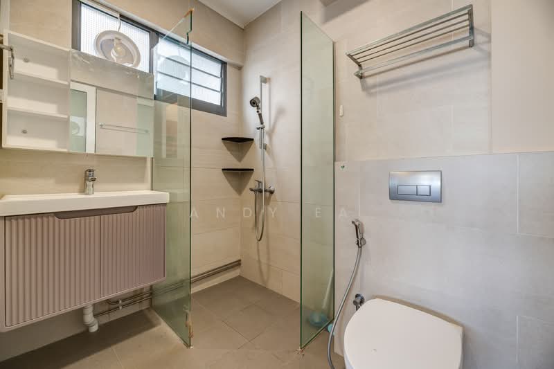 171 Bukit Batok West Avenue 8, 171 Bukit Batok West Avenue 8, 3 Bedrooms, 1,485 sqft, HDB Flat For Rent, by Andy Ea, 500151483 - Bathroom - PropertyGuru.com.sg