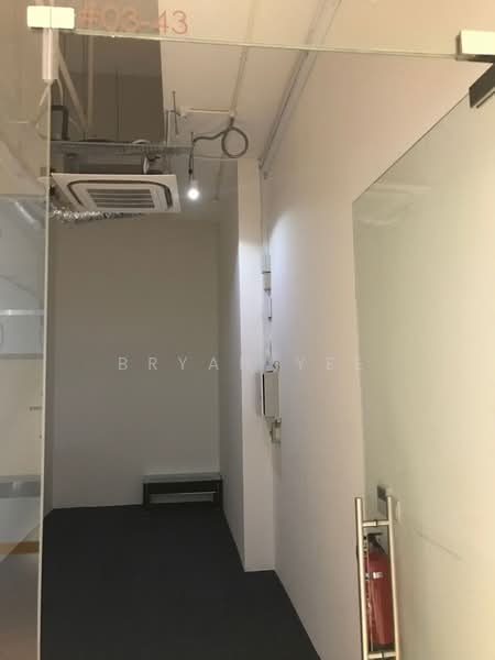Oxley Tower, 138 Robinson Road, 205 sqft, Other Retail For Sale, by Bryan Yee, 500151489 - CommercialGuru.com.sg