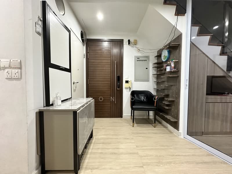 Smart Suites, 302 Sims Avenue, 1 Bedroom, 560 sqft, Condominium For Rent, by Alson Ong, 500151490 - Entrance - PropertyGuru.com.sg