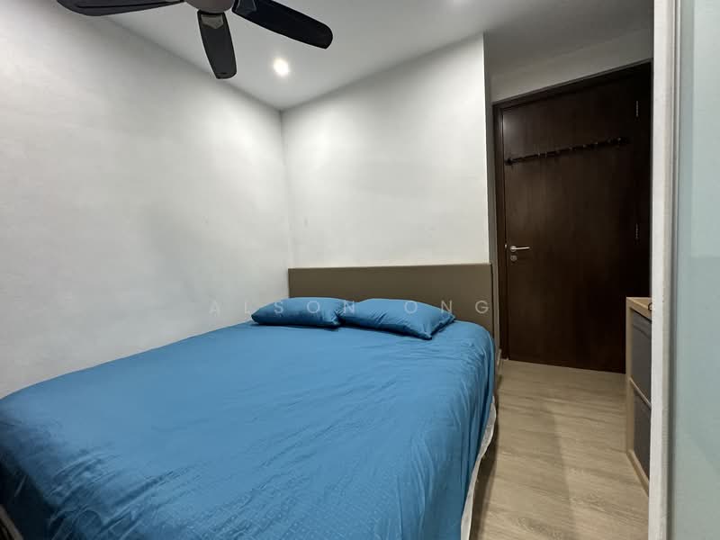Smart Suites, 302 Sims Avenue, 1 Bedroom, 560 sqft, Condominium For Rent, by Alson Ong, 500151490 - Bedroom - PropertyGuru.com.sg