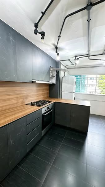 625 Ang Mo Kio Avenue 9, 625 Ang Mo Kio Avenue 9, 2 Bedrooms, 732 sqft, HDB Flat For Sale, by Anni Tan, 500151491 - Kitchen - PropertyGuru.com.sg