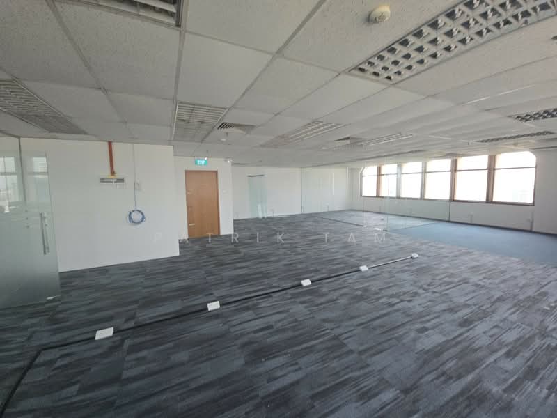 Peninsula Plaza, 111 North Bridge Road, 1,732 sqft, Office For Rent, by Patrik Tam, 500151493 - Interior - CommercialGuru.com.sg