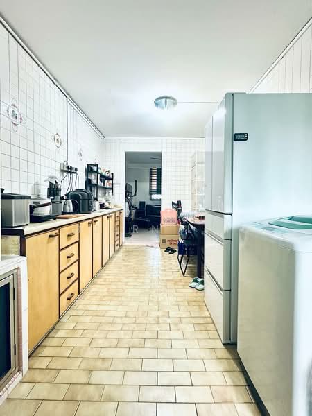 244 Yishun Ring Road, 244 Yishun Ring Road, 3 Bedrooms, 904 sqft, HDB Flat For Sale, by Bjorn Lim, 500151500 - Kitchen - PropertyGuru.com.sg
