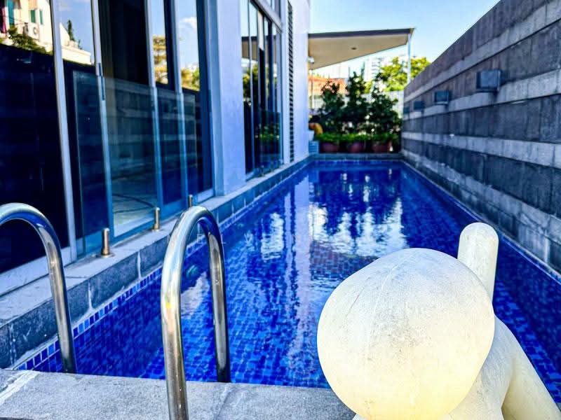 ⭐Rare Goodman Semi-D✅FREEHOLD,10 years old Modern Home with Pool & Lift, South Facing | Pool & Lift | 5 Rooms | No West Sun, 5 Bedrooms, 5,470 sqft, Semi-Detached House For Sale, by Melvin Ng, 500151515 - Pool - PropertyGuru.com.sg