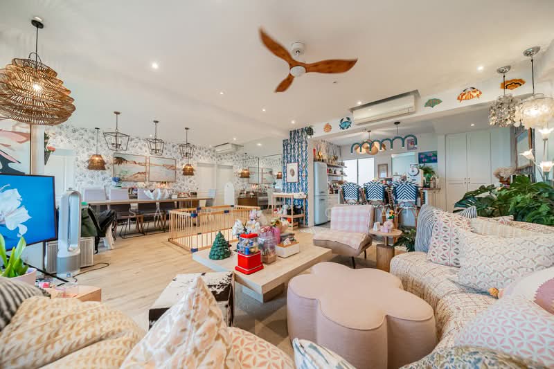 Neptune Court, 2 Marine Vista, 3 Bedrooms, 1,636 sqft, Apartment For Sale, by Sabrina Chai, 500151516 - Living Room - PropertyGuru.com.sg