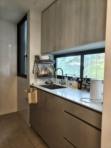 The Clement Canopy, 18 Clementi Avenue 1, 3 Bedrooms, 990 sqft, Condominium For Sale, by Yan Lin, 500151550 - Kitchen - PropertyGuru.com.sg