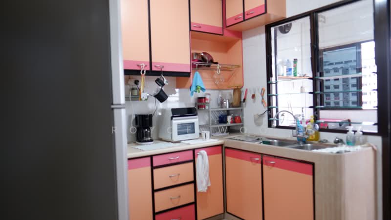 304 Canberra Road, 304 Canberra Road, 3 Bedrooms, 1,323 sqft, HDB Flat For Sale, by Royce Woo, 500151551 - Kitchen - PropertyGuru.com.sg