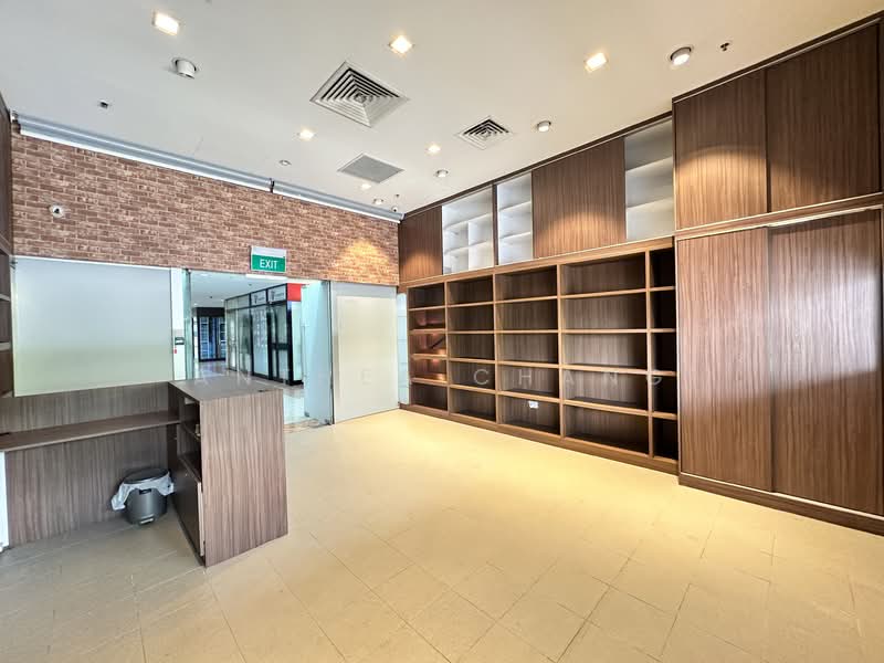High Street Centre, 1 North Bridge Road, 323 sqft, Mall Shop For Rent, by Anthea Chang, 500151554 - Interior - CommercialGuru.com.sg