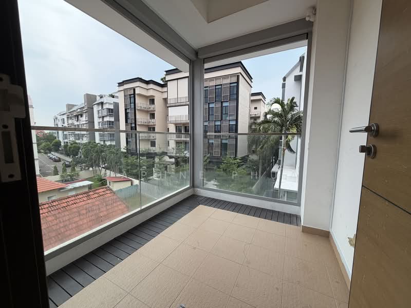 Ricchezza, 94 Telok Kurau Lorong M, 2 Bedrooms, 883 sqft, Condominium For Rent, by Daphne Phua, 500151562 - Balcony - PropertyGuru.com.sg