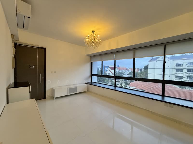 Ricchezza, 94 Telok Kurau Lorong M, 2 Bedrooms, 883 sqft, Condominium For Rent, by Daphne Phua, 500151562 - Living Room - PropertyGuru.com.sg