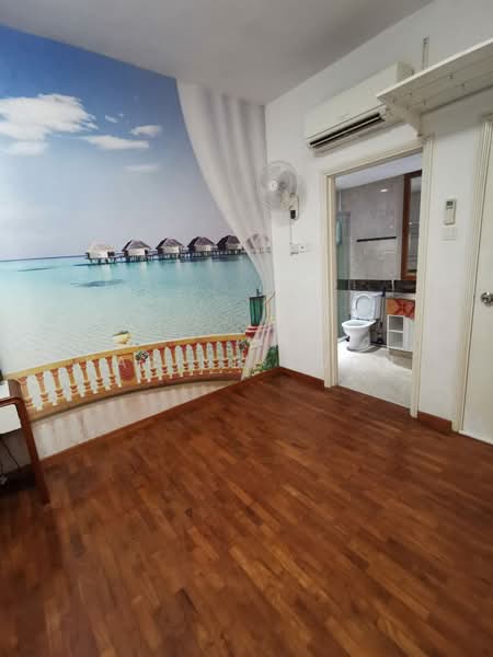 Sims Residences, 8 Lorong 39 Geylang, Room Rental, 240 sqft, Condominium For Rent, by Karine Soon, 500151586 - Bedroom - PropertyGuru.com.sg