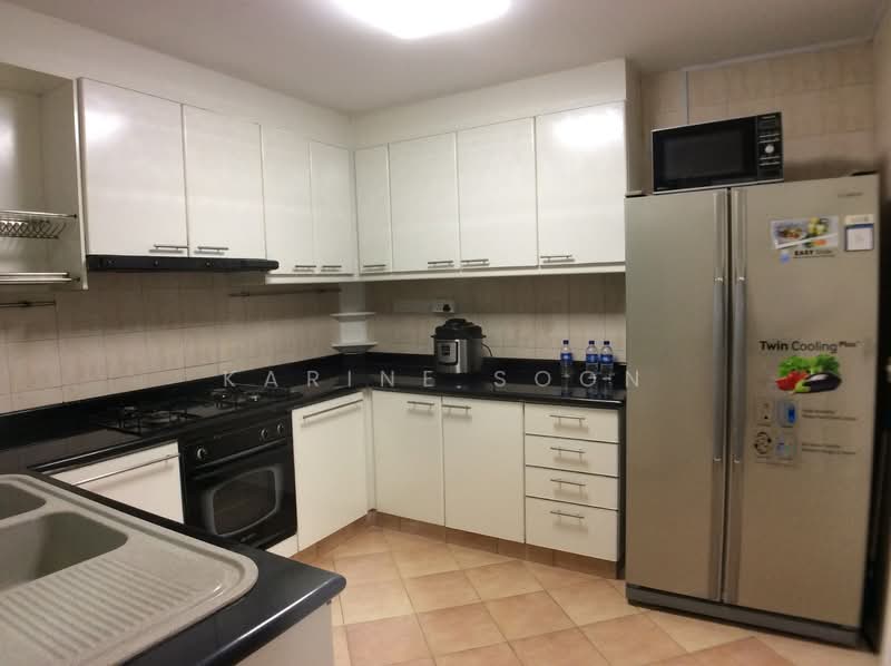 Sims Residences, 8 Lorong 39 Geylang, Room Rental, 240 sqft, Condominium For Rent, by Karine Soon, 500151586 - Kitchen - PropertyGuru.com.sg