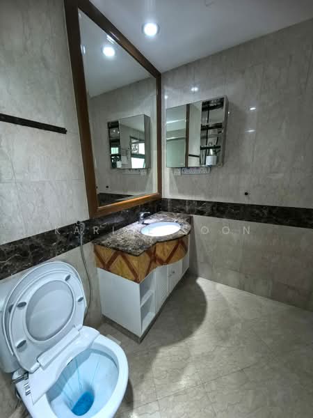 Sims Residences, 8 Lorong 39 Geylang, Room Rental, 240 sqft, Condominium For Rent, by Karine Soon, 500151586 - Bathroom - PropertyGuru.com.sg