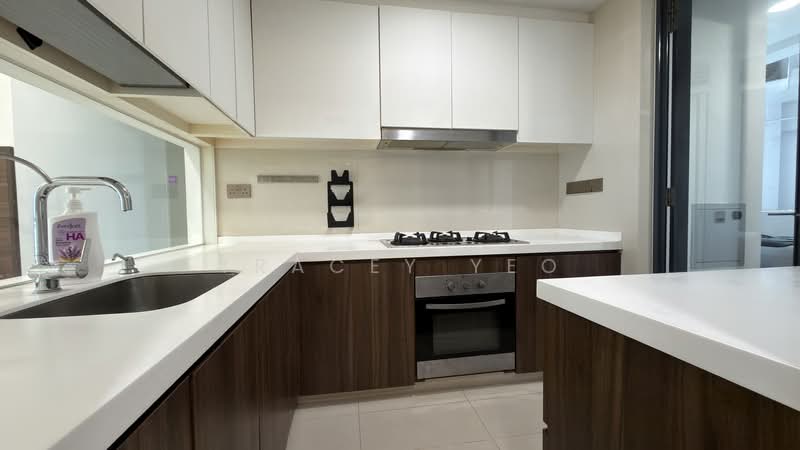 Riversound Residence, 1 Sengkang East Avenue, 4 Bedrooms, 1,345 sqft, Condominium For Rent, by Tracey Yeo, 500151595 - Kitchen - PropertyGuru.com.sg