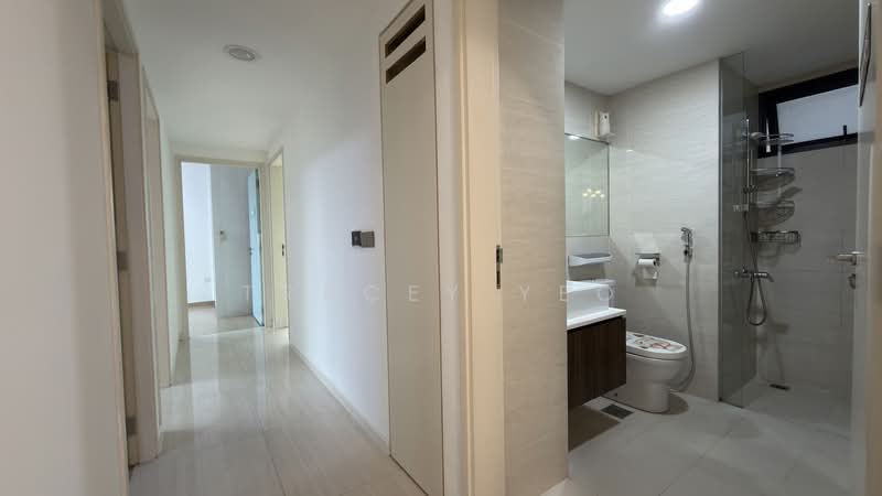 Riversound Residence, 1 Sengkang East Avenue, 4 Bedrooms, 1,345 sqft, Condominium For Rent, by Tracey Yeo, 500151595 - Corridor - PropertyGuru.com.sg