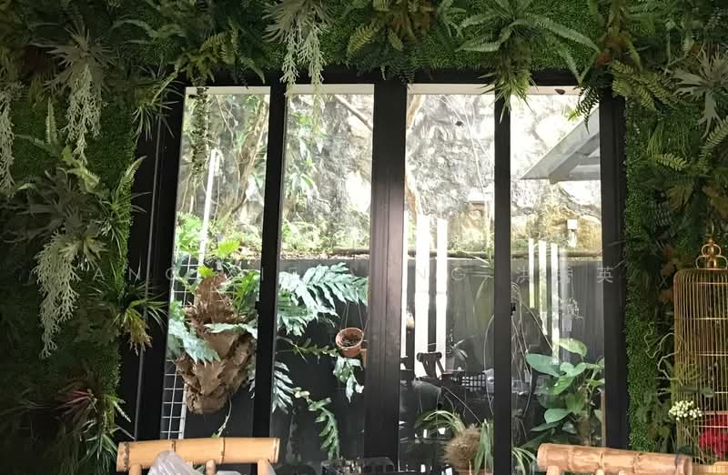 Jalan Bumbong, , 4 Bedrooms, 3,998 sqft, Semi-Detached House For Sale, by Ang Siew Ing 洪秀英, 500151596 - Interior - PropertyGuru.com.sg