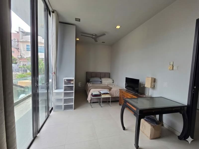 Jalan Bumbong, , 4 Bedrooms, 3,998 sqft, Semi-Detached House For Sale, by Ang Siew Ing 洪秀英, 500151596 - Bedroom - PropertyGuru.com.sg