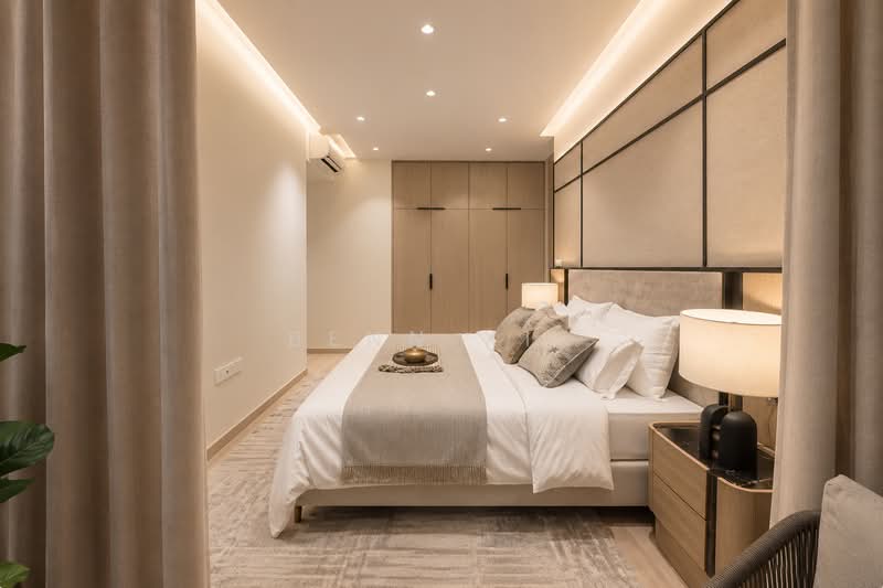1km to CHIJ Our Lady Queen Of Peace, Minutes to MRT, , 5 Bedrooms, 1,658 sqft, Condominium For Sale, by Benn Xie, 500151602 - Bedroom - PropertyGuru.com.sg