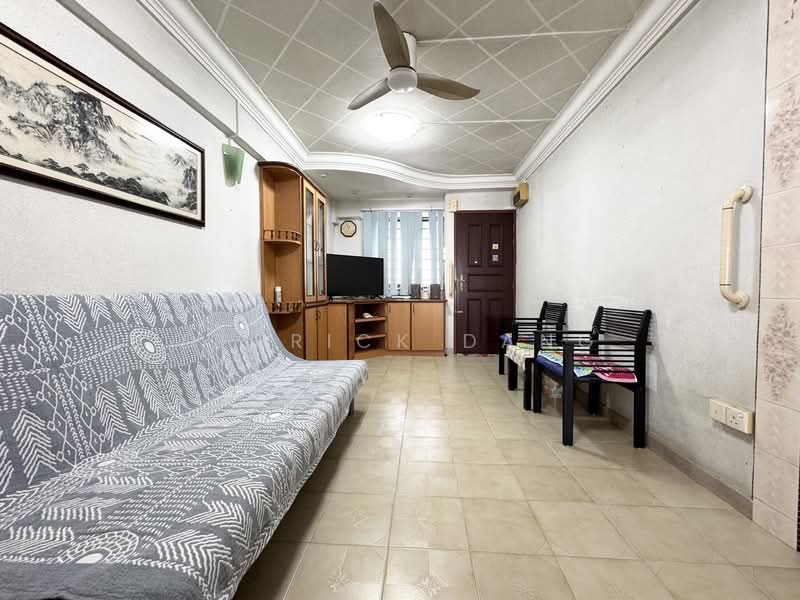 484 Jurong West Avenue 1, 484 Jurong West Avenue 1, 2 Bedrooms, 721 sqft, HDB Flat For Sale, by Derrick Dang, 500151603 - Living Room - PropertyGuru.com.sg
