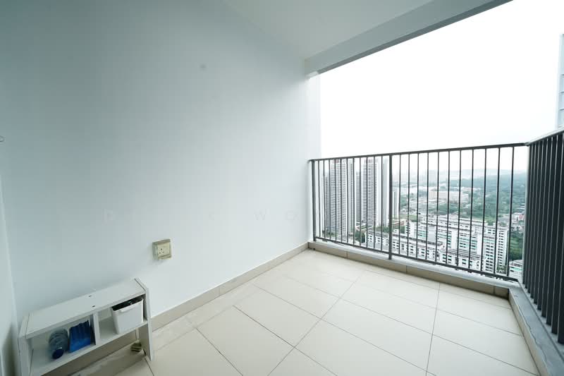 311B Clementi Avenue 4, 311B Clementi Avenue 4, 3 Bedrooms, 861 sqft, HDB Flat For Sale, by Derek Woo 吴玮彦, 500151606 - Balcony - PropertyGuru.com.sg