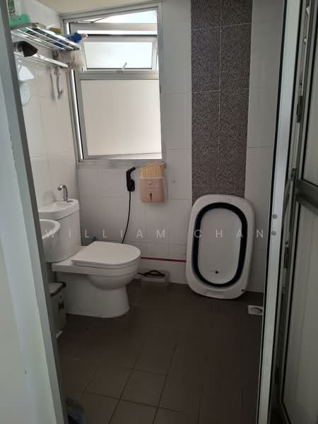363A Sembawang Crescent, 363A Sembawang Crescent, 1 Bedroom, 400 sqft, HDB Flat For Rent, by William Chan, 500151616 - Bathroom - PropertyGuru.com.sg