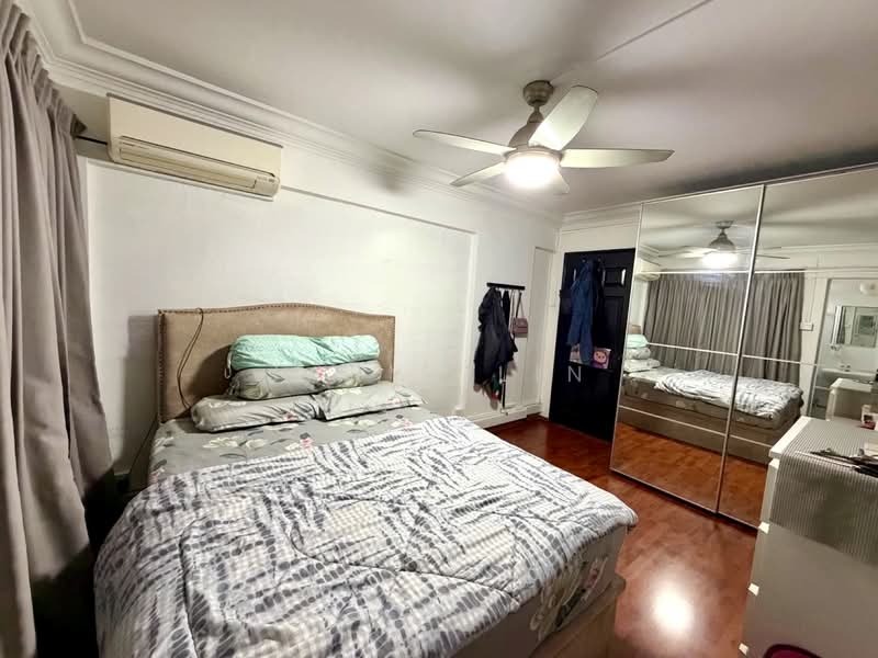 445 Ang Mo Kio Avenue 10, 445 Ang Mo Kio Avenue 10, 2 Bedrooms, 883 sqft, HDB Flat For Rent, by Jaryl Lin, 500151620 - Bedroom - PropertyGuru.com.sg