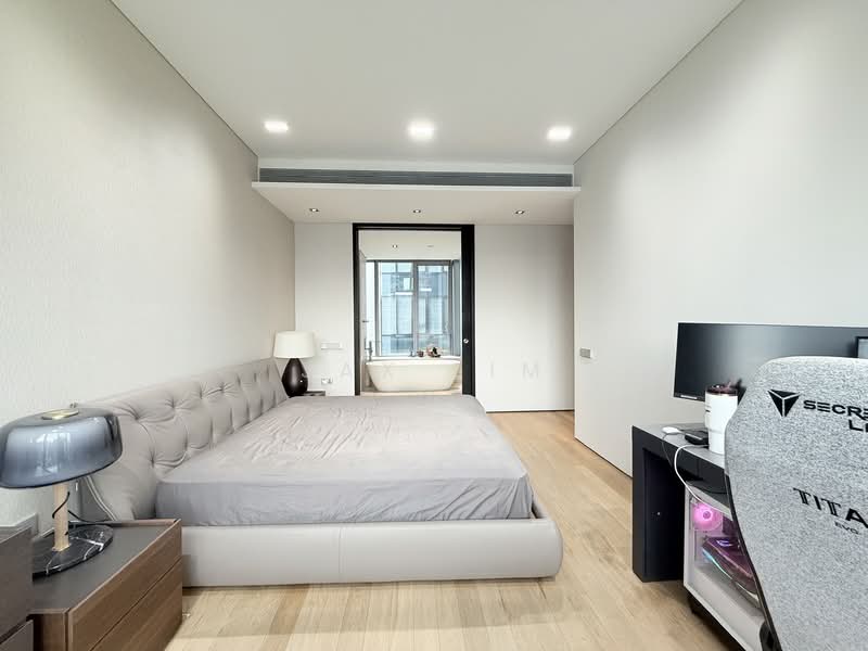 TwentyOne Angullia Park, 21 Angullia Park, 3 Bedrooms, 2,260 sqft, Condominium For Rent, by Jax Lim, 500151622 - Master Bedroom - PropertyGuru.com.sg