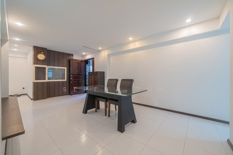 103A Edgefield Plains, 103A Edgefield Plains, 3 Bedrooms, 1,184 sqft, HDB Flat For Sale, by Serena Goh, 500151626 - Dining Room - PropertyGuru.com.sg