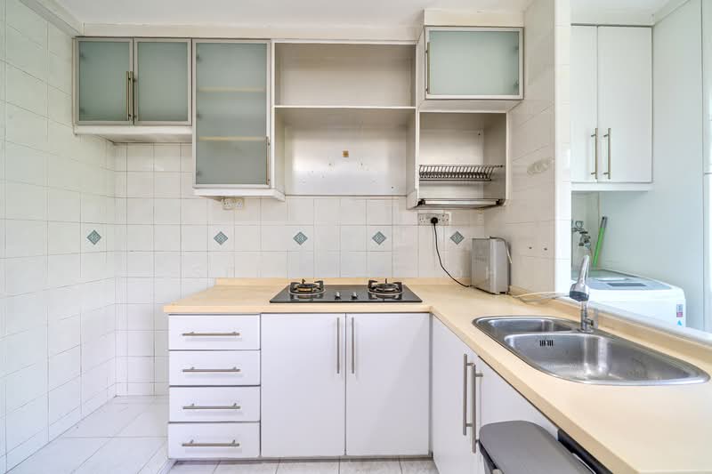 103A Edgefield Plains, 103A Edgefield Plains, 3 Bedrooms, 1,184 sqft, HDB Flat For Sale, by Serena Goh, 500151626 - Kitchen - PropertyGuru.com.sg